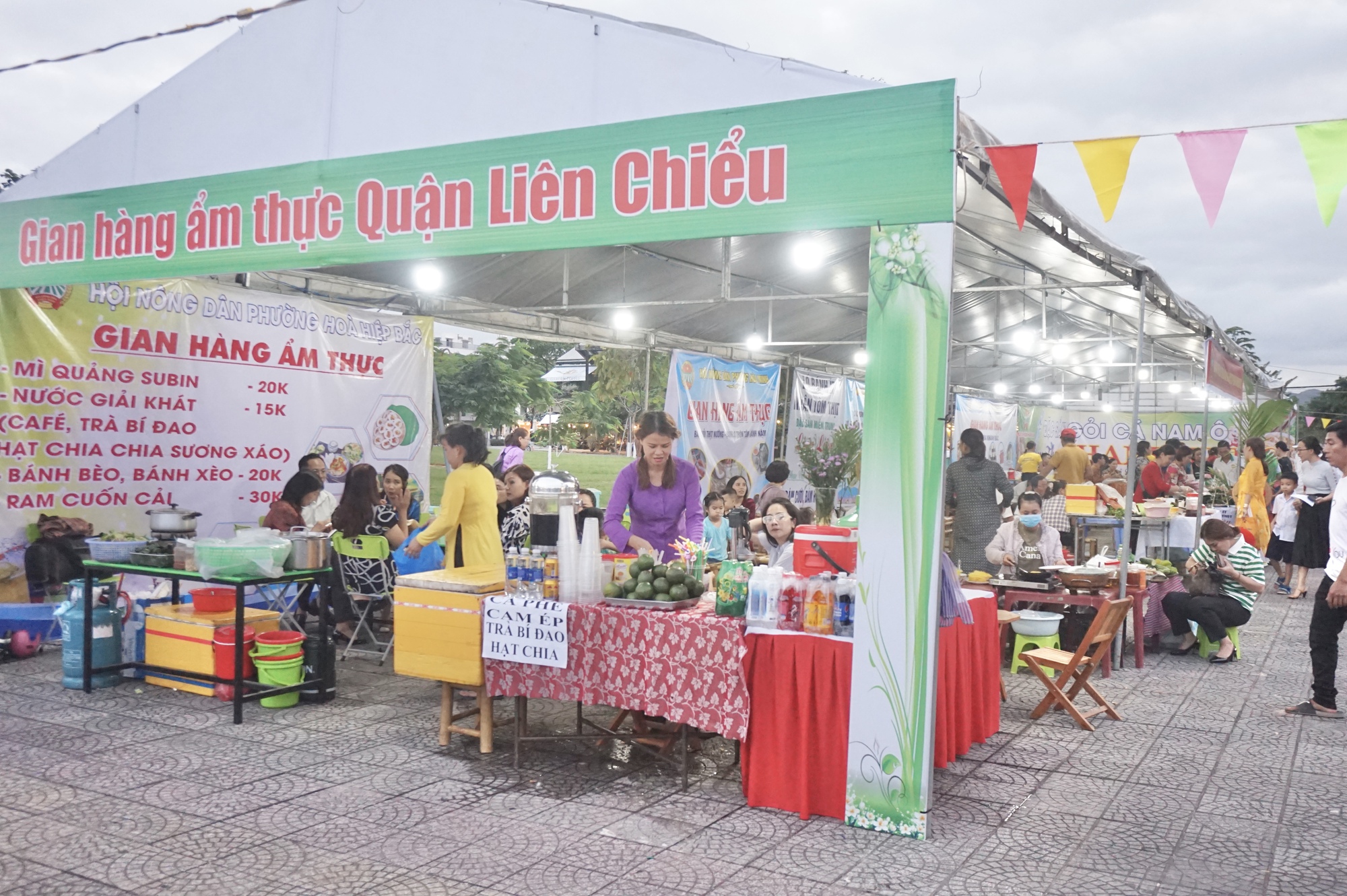 Đà Nẵng: Hàng chục gian hàng tham gia quảng bá sản phẩm OCOP, sinh vật cảnh quận Liên Chiểu năm 2023 - Ảnh 10.