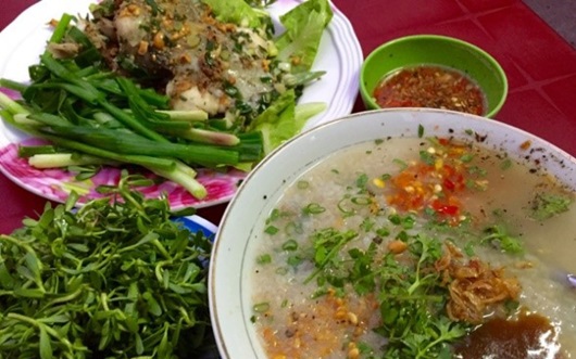 Loại cá đồng chắc nịch, giàu protein, ở Tiền Giang đem nấu cháo ăn kèm rau đắng, khách khen &quot;đỉnh của chóp&quot;