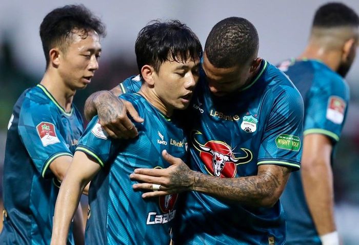 &quot;Rơi tự do&quot; ở V.League, giá trị đội hình HAGL thấp đến mức nào? - Ảnh 1.