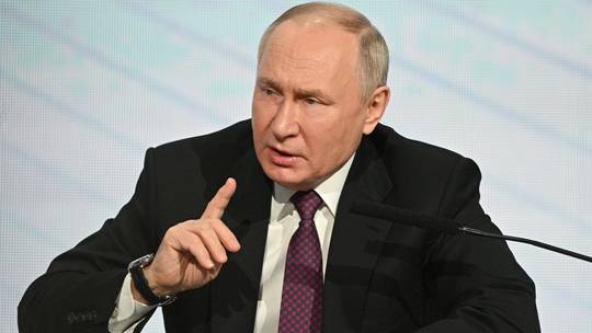 TT Putin bất ngờ thừa nhận đã 'ngây thơ' về phương Tây - Ảnh 1.