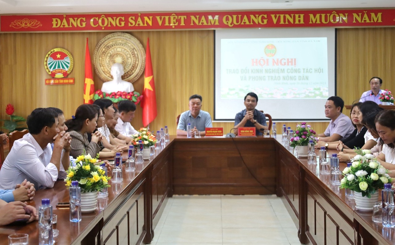 Hội Nông dân tỉnh Ninh Bình-Hà Nam trao đổi kinh nghiệm công tác Hội và phong trào nông dân - Ảnh 4.