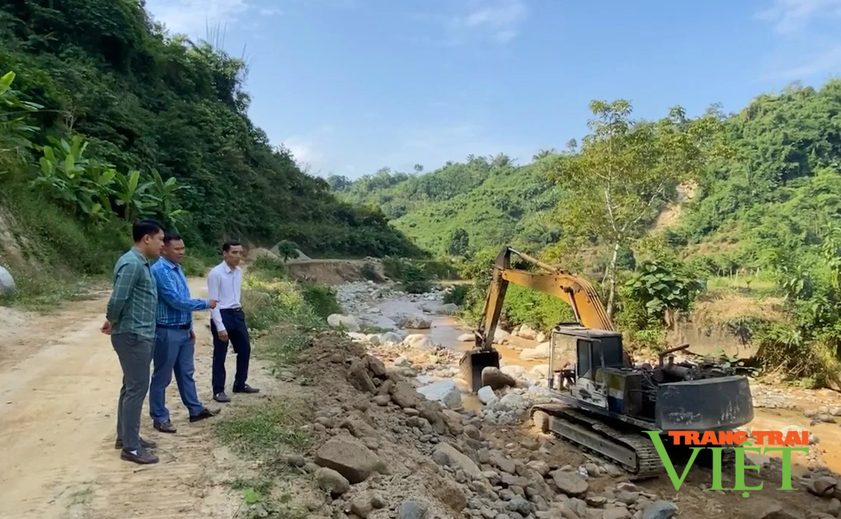 Nậm Nhùn chú trọng nâng cao chất lượng các công trình xây dựng cơ bản - Ảnh 1.