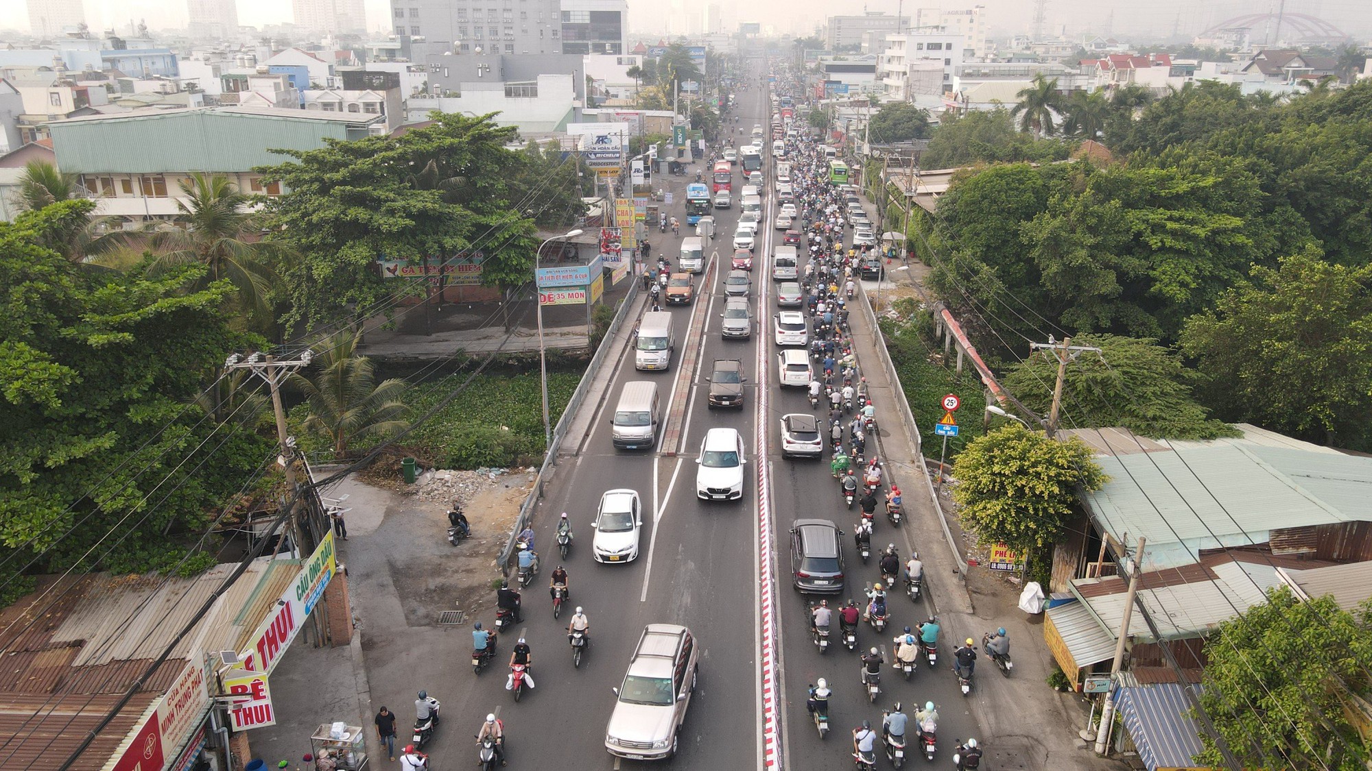 Hoàn chỉnh hồ sơ đề nghị đổi tên Quốc lộ 13 thành đường 30/4 ở TP.Thủ Đức - Ảnh 1.