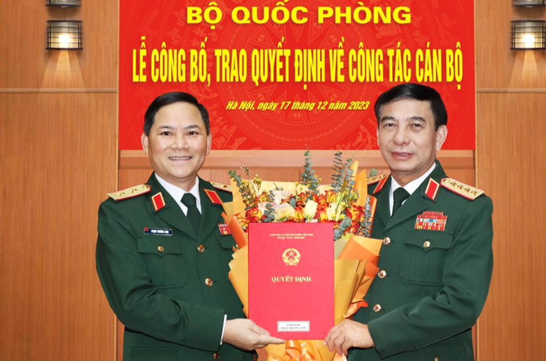 Chân dung Phó Tổng tham mưu trưởng QĐND Việt Nam Phạm Trường Sơn vừa được thăng quân hàm Trung tướng - Ảnh 1.