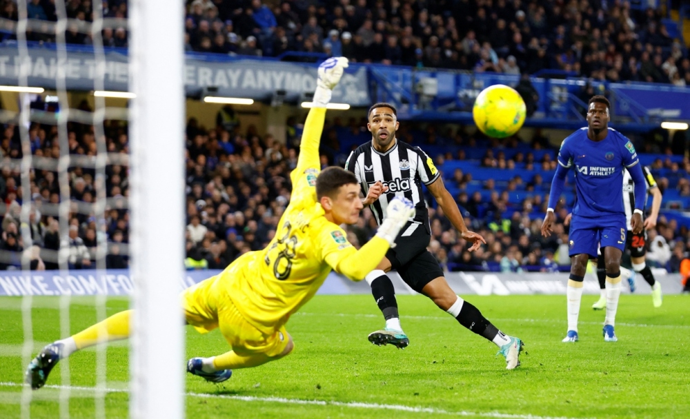 Hạ Newcastle theo kịch bản khó tin, Chelsea vào bán kết League Cup - Ảnh 1.