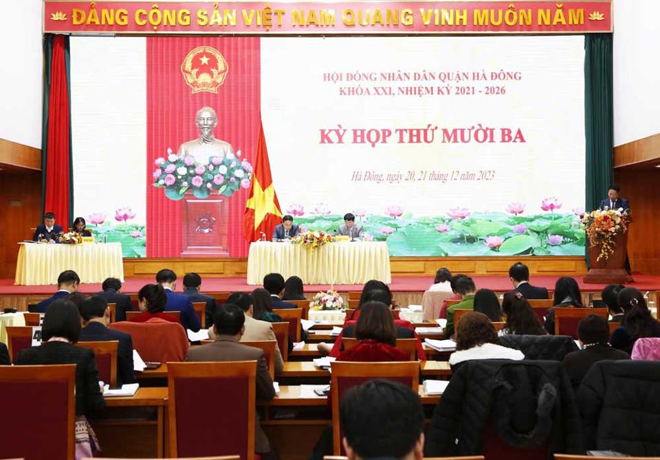 Hà Nội: Bà Trần Thị Lương An được bầu giữ chức Phó Chủ tịch UBND quận Hà Đông - Ảnh 1.