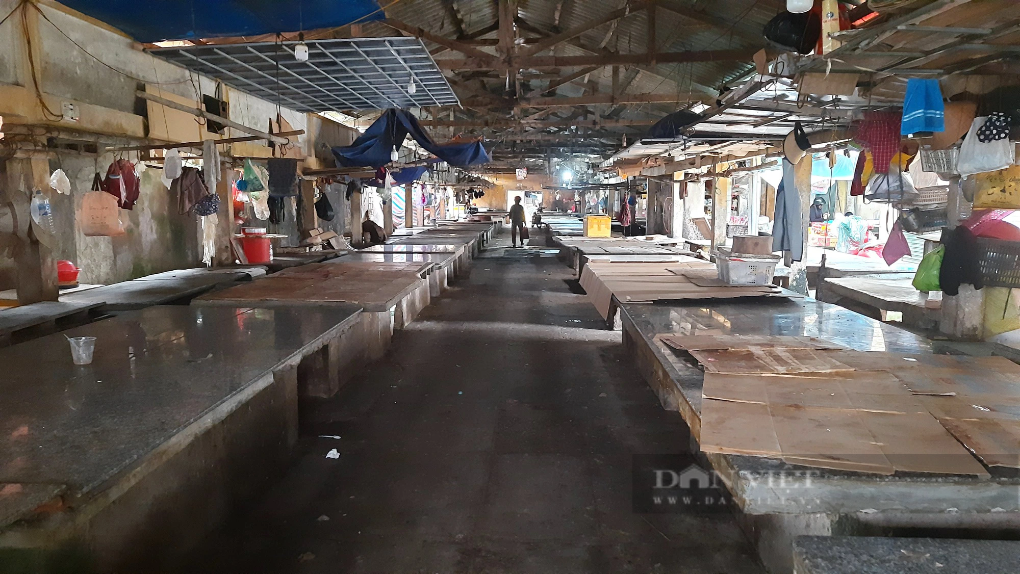 Ảnh, clip: Ngôi chợ hiếm gặp ở tỉnh Quảng Trị - Ảnh 12.