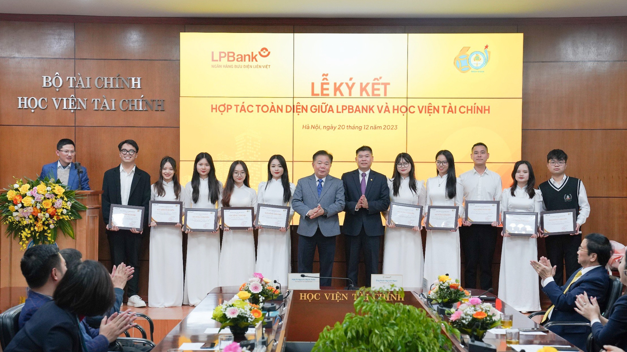 LPBank và Học viện Tài chính ký kết thỏa thuận hợp tác toàn diện - Ảnh 2.