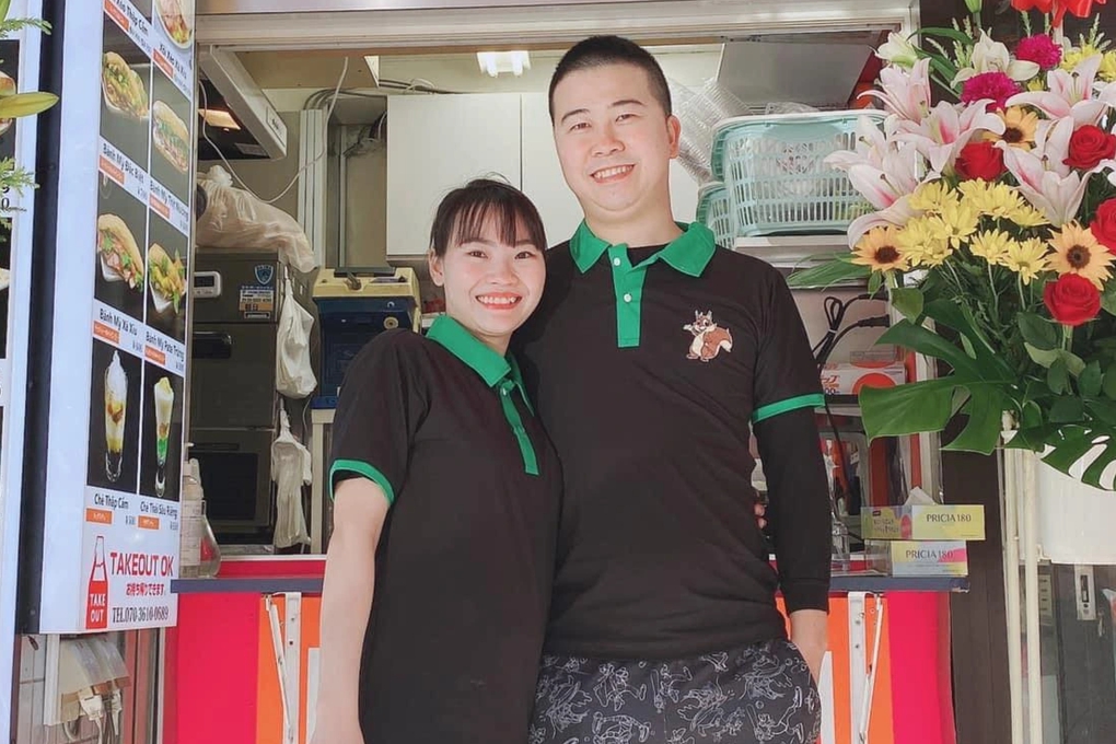 Khởi nghiệp với xe chè nhỏ, vợ chồng Việt làm chủ 4 quán ăn ở Nhật Bản - Ảnh 2.