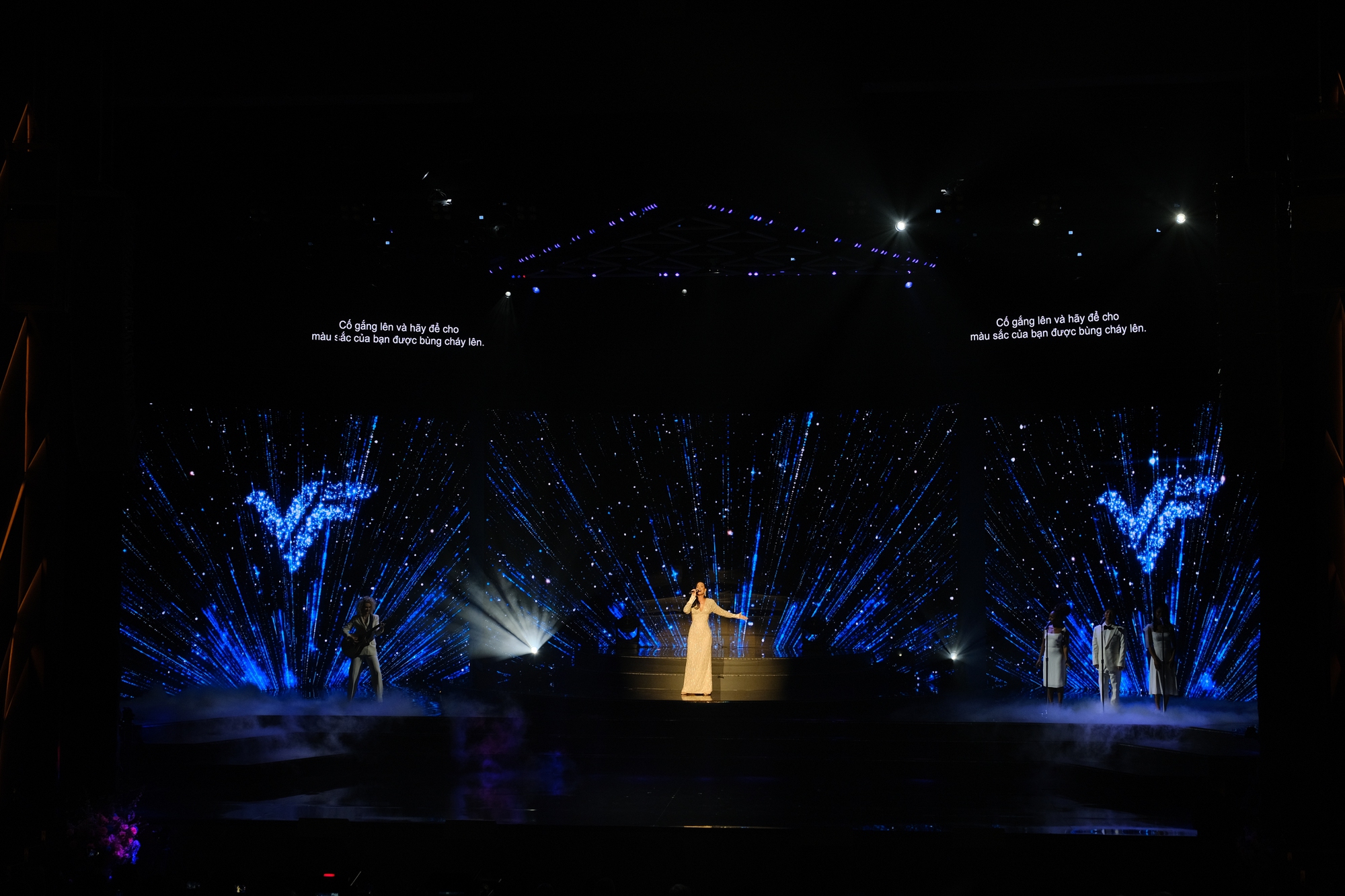 Tinh hoa nghệ thuật toàn cầu hội tụ tại Lễ trao giải KHCN danh giá VinFuture 2023- Ảnh 4.