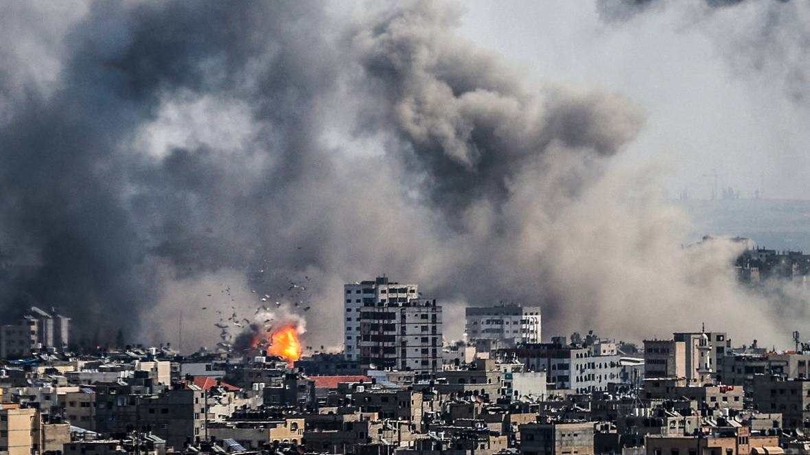 Israel tàn phá Gaza dữ dội hơn thảm họa Đức phải giánh chịu trong Thế chiến 2 - Ảnh 1.