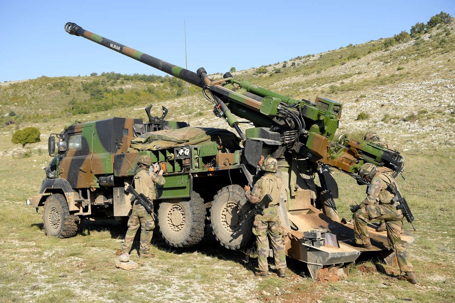 Chỉ huy lữ đoàn Quân đội Ukraine chỉ trích pháo tự hành CAESAR của Pháp - Ảnh 10.