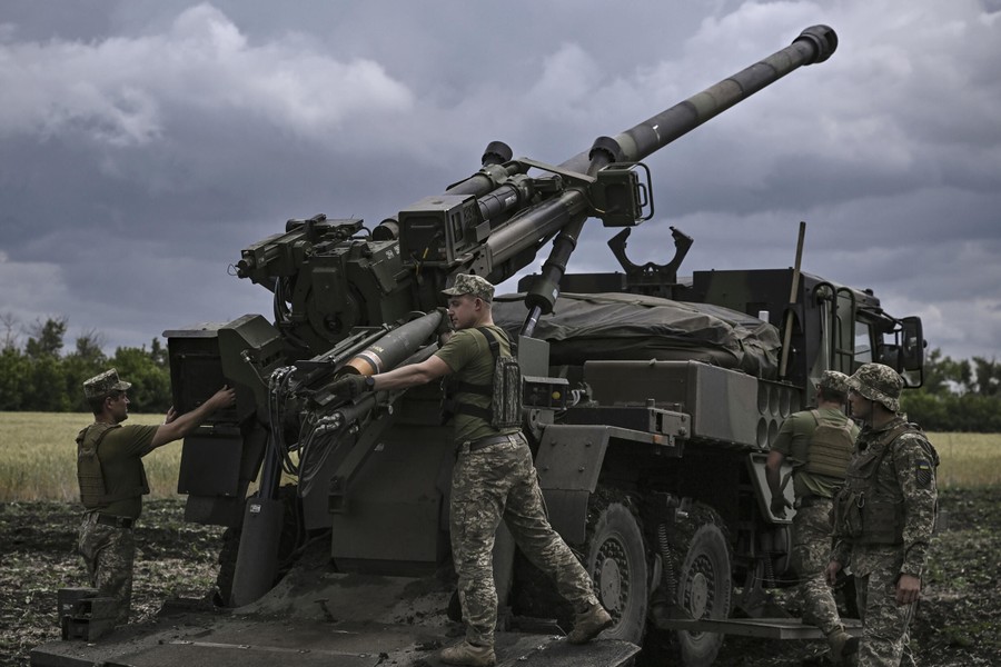 Chỉ huy lữ đoàn Quân đội Ukraine chỉ trích pháo tự hành CAESAR của Pháp - Ảnh 6.