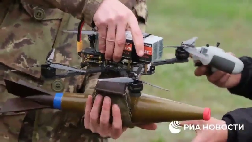 Chiến lược mới của Ukraine: Thay đạn pháo bằng máy bay không người lái FPV - Ảnh 7.