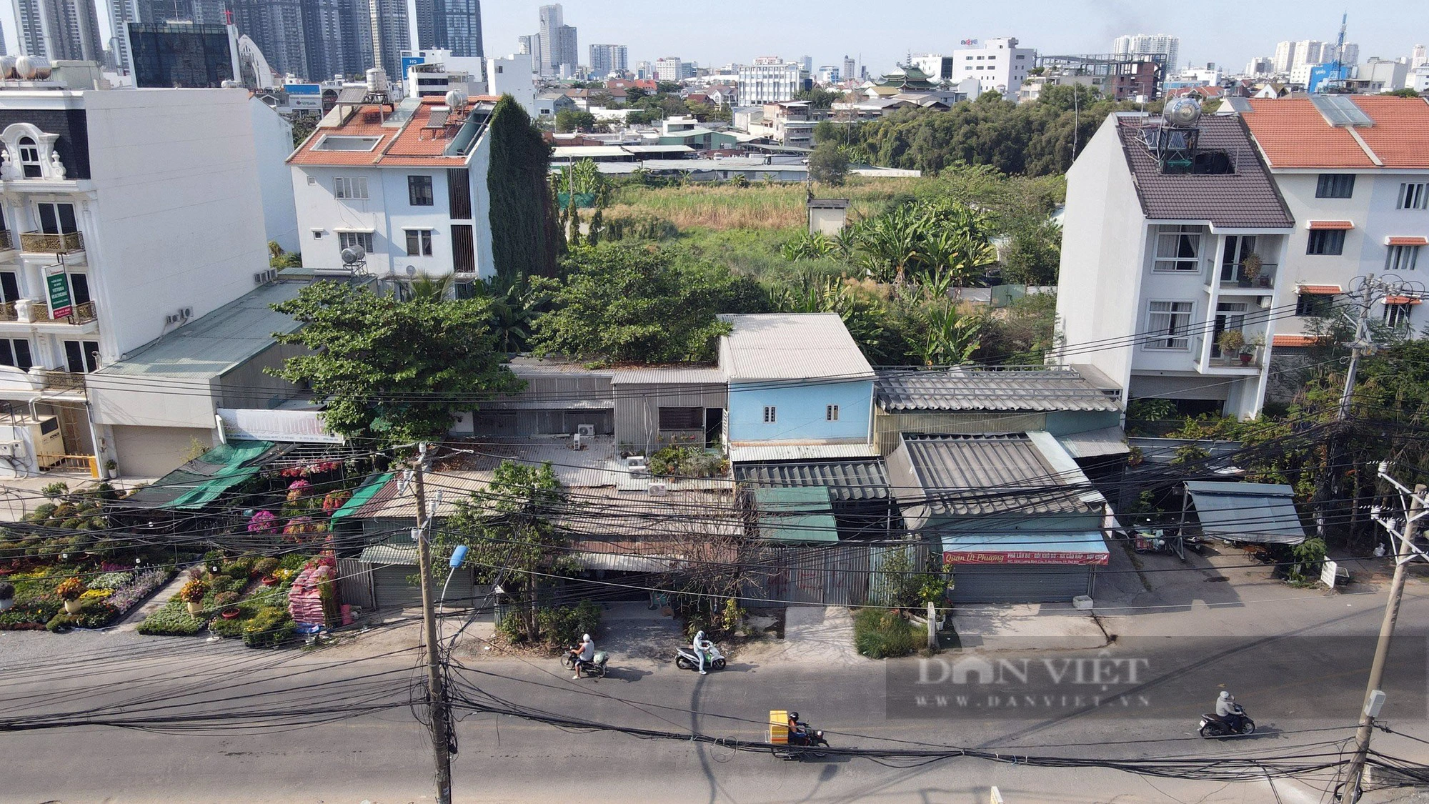 Hơn 8 năm chưa mở rộng xong 2,5km đường Lương Định Của, dự án tiếp tục “chôn chân” chờ mặt bằng - Ảnh 9.