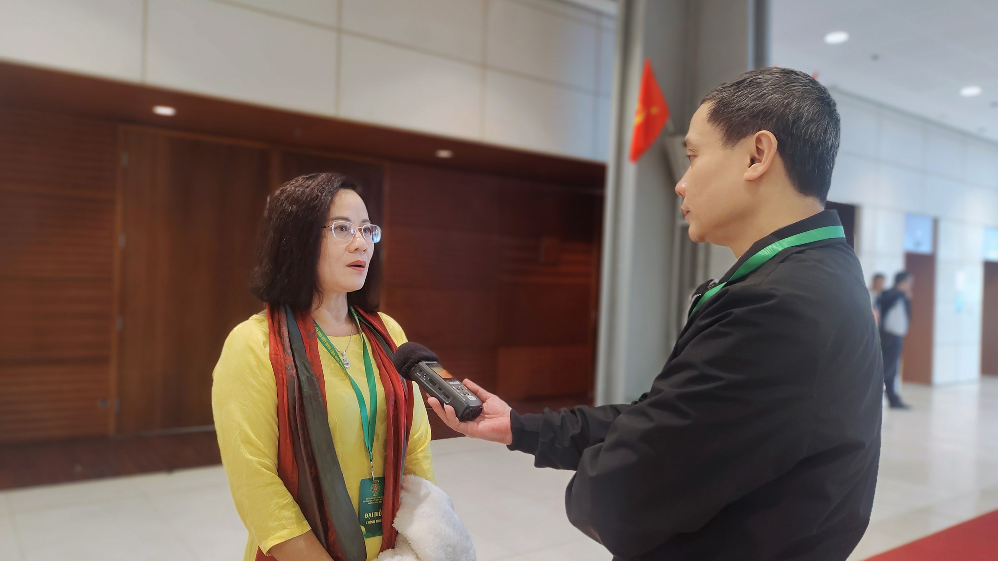 Cảm xúc dâng trào khi lãnh đạo Trung ương Hội Nông dân Việt Nam cùng khởi động App nông dân  - Ảnh 3.