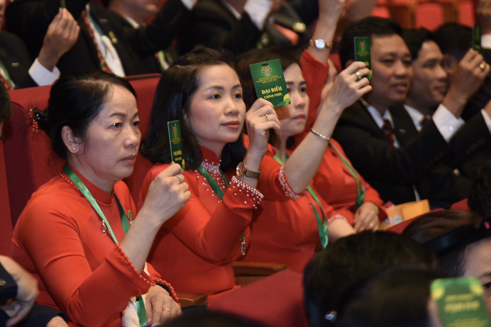 111 đồng chí tham gia Ban Chấp hành Trung ương Hội Nông dân Việt Nam khoá VIII - Ảnh 1.