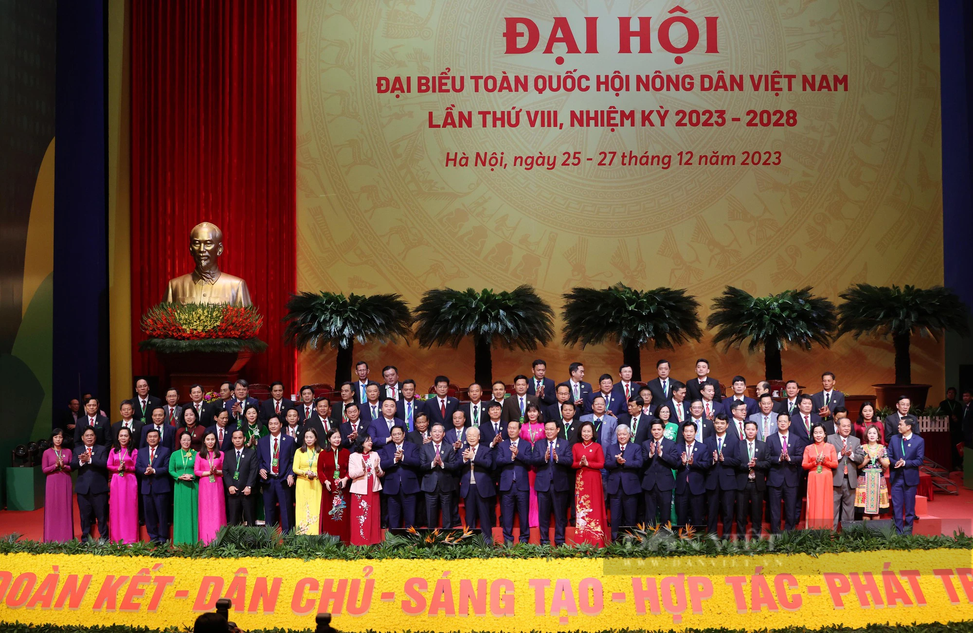 Lãnh đạo Đảng, Nhà nước dự Khai mạc trọng thể Đại hội VIII Hội Nông dân Việt Nam - Ảnh 18.