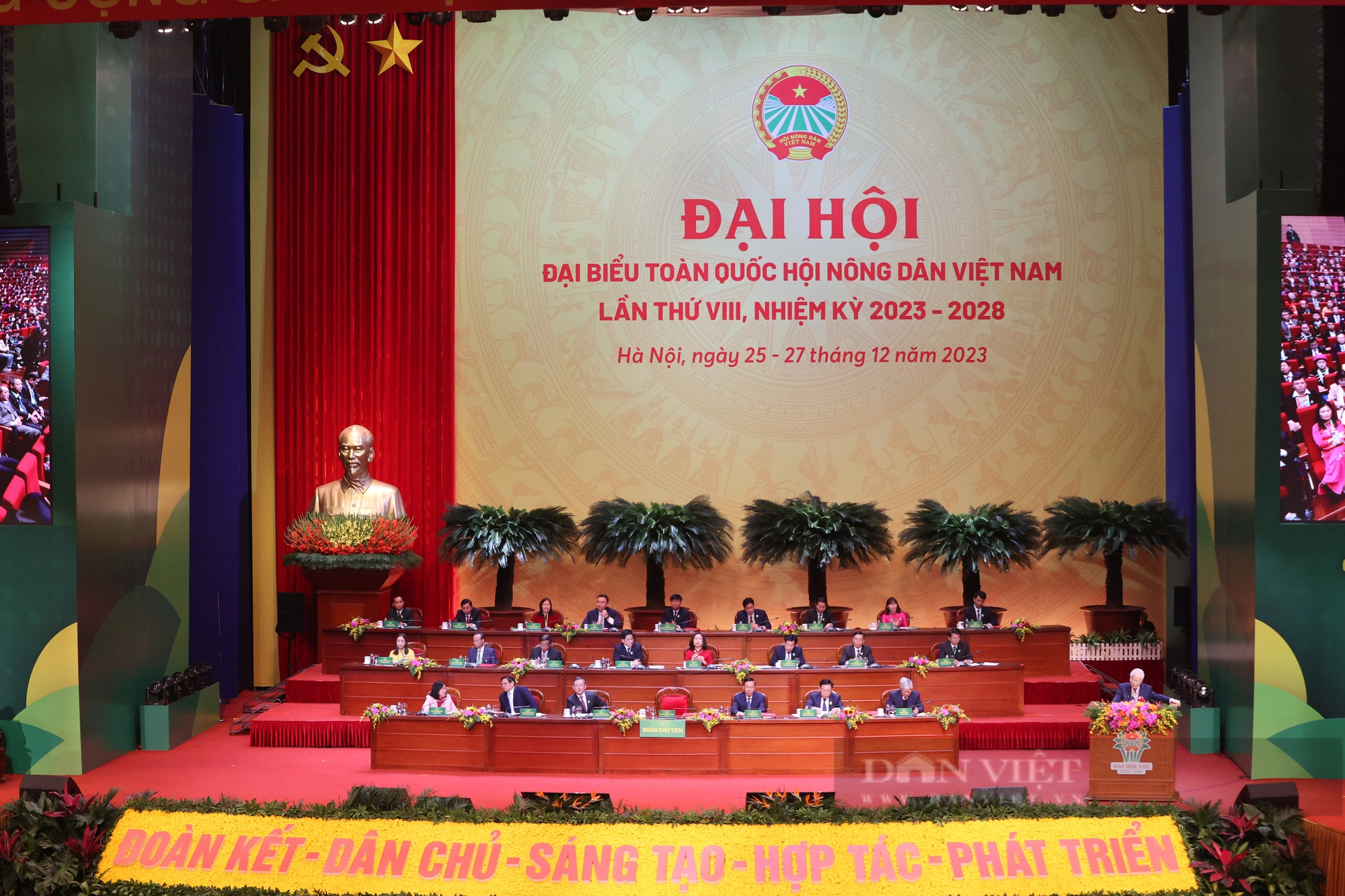 Hình ảnh khai mạc trọng thể Đại hội đại biểu toàn quốc Hội Nông dân Việt Nam lần thứ VIII- Ảnh 1.