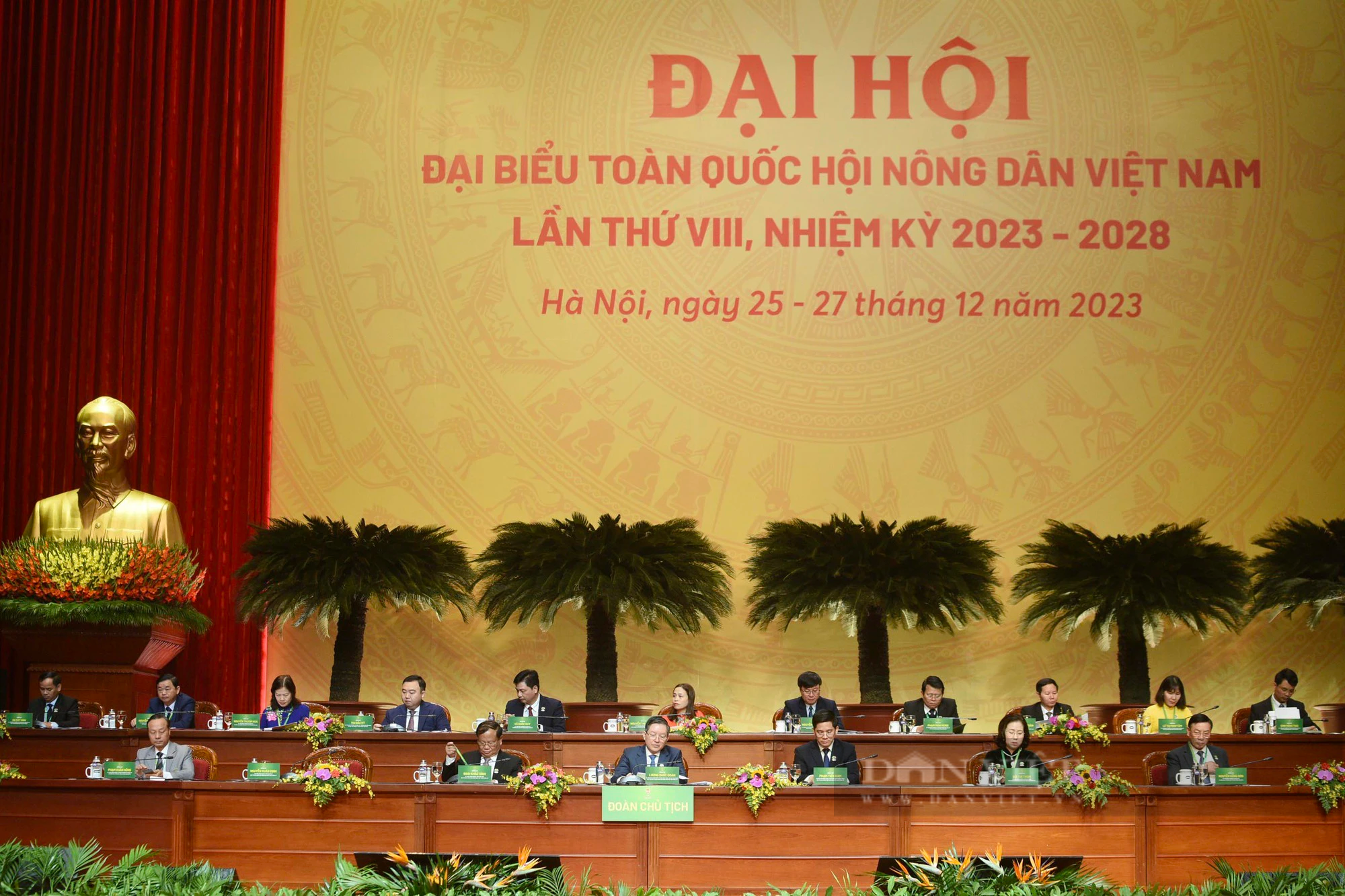 Hình ảnh BCH Trung ương Hội Nông dân Việt Nam khoá VIII ra mắt, nhận nhiệm vụ- Ảnh 2.