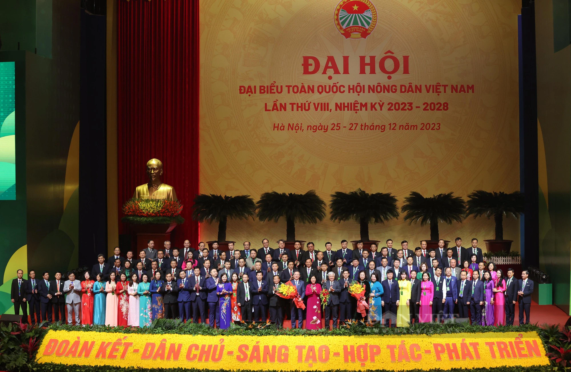 Hình ảnh BCH Trung ương Hội Nông dân Việt Nam khoá VIII ra mắt, nhận nhiệm vụ- Ảnh 8.