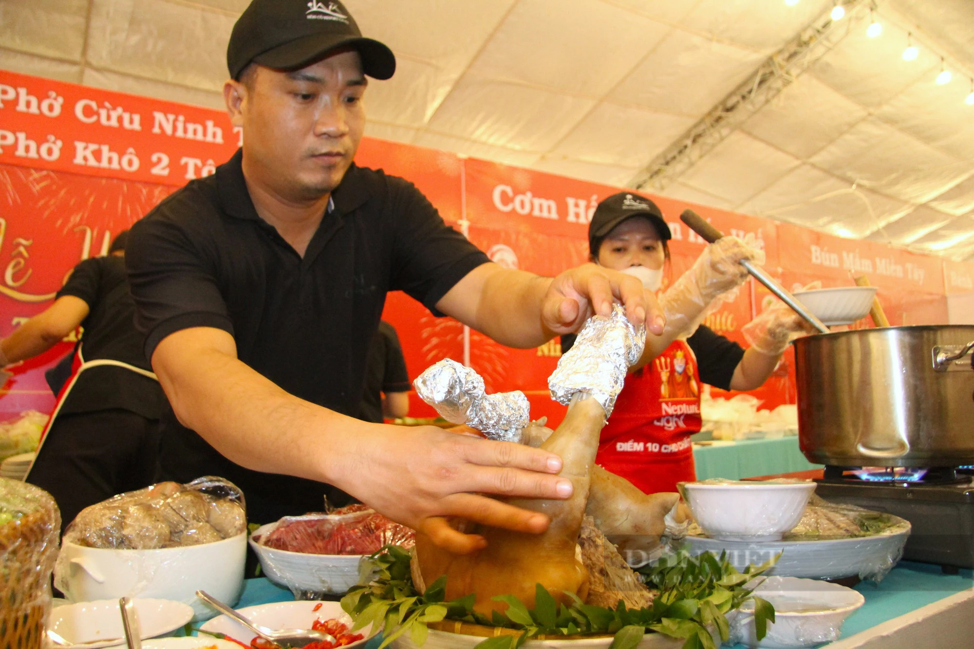 Hàng trăm món ngon đặc sản núi rừng quy tụ về lễ hội ẩm thực ở Ninh Thuận - Ảnh 4.