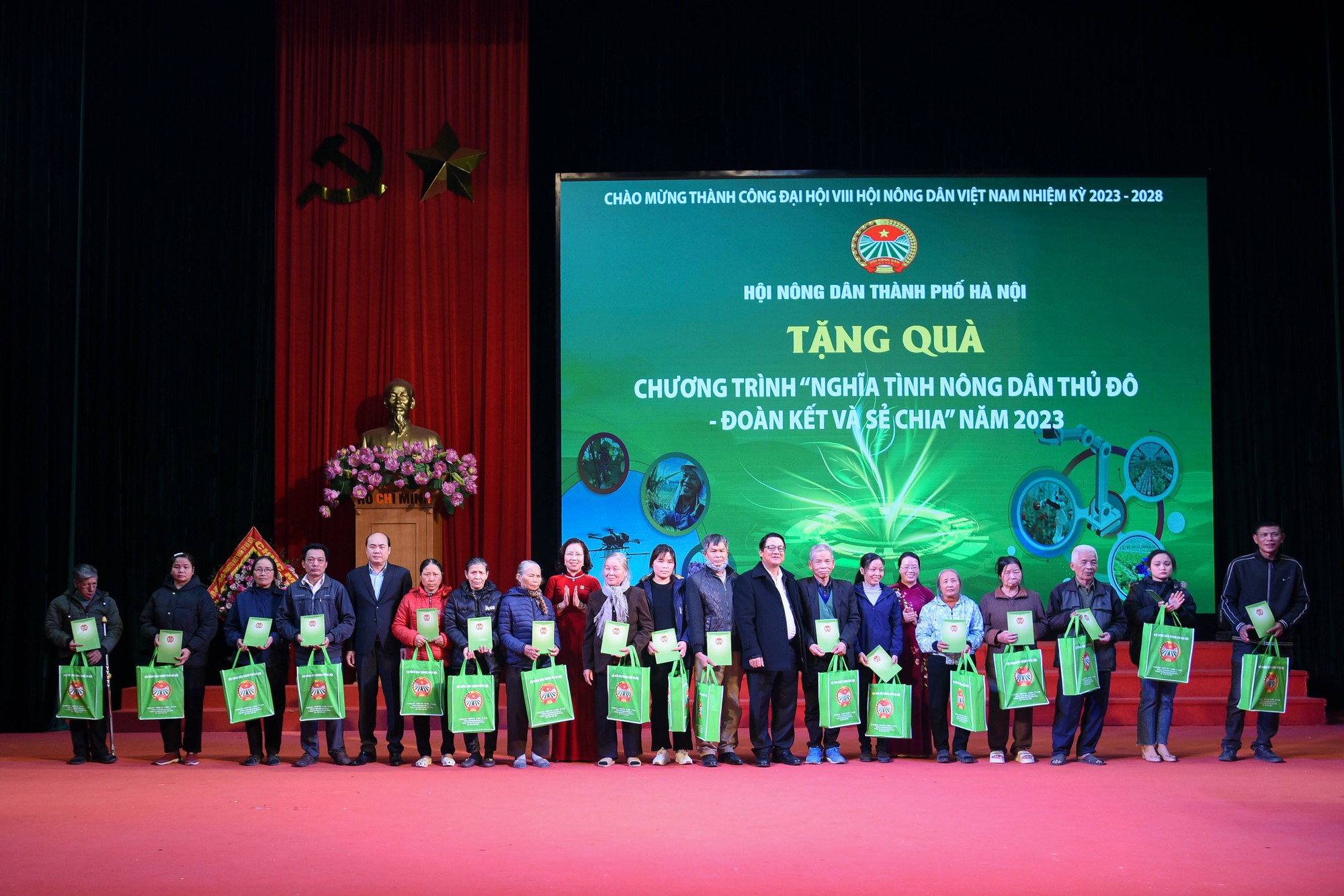 Hội Nông dân Hà Nội tổ chức Lễ mít tinh chào mừng thành công Đại hội đại biểu toàn quốc Hội NDVN lần thứ VIII - Ảnh 8.