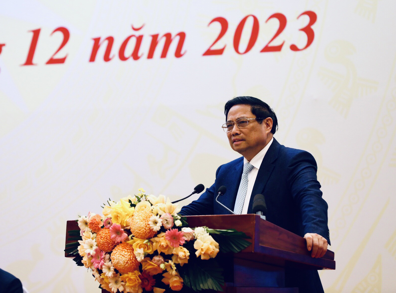Thủ tướng Phạm Minh Chính: Đường đi tới đâu, nông thôn phát triển theo - Ảnh 1.