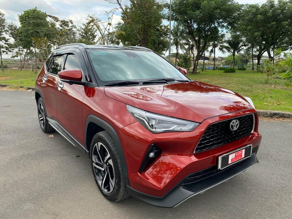 Chạy 293km, Toyota Yaris Cross 2023 đầu tiên rao bán lỗ ngỡ ngàng - Ảnh 1.