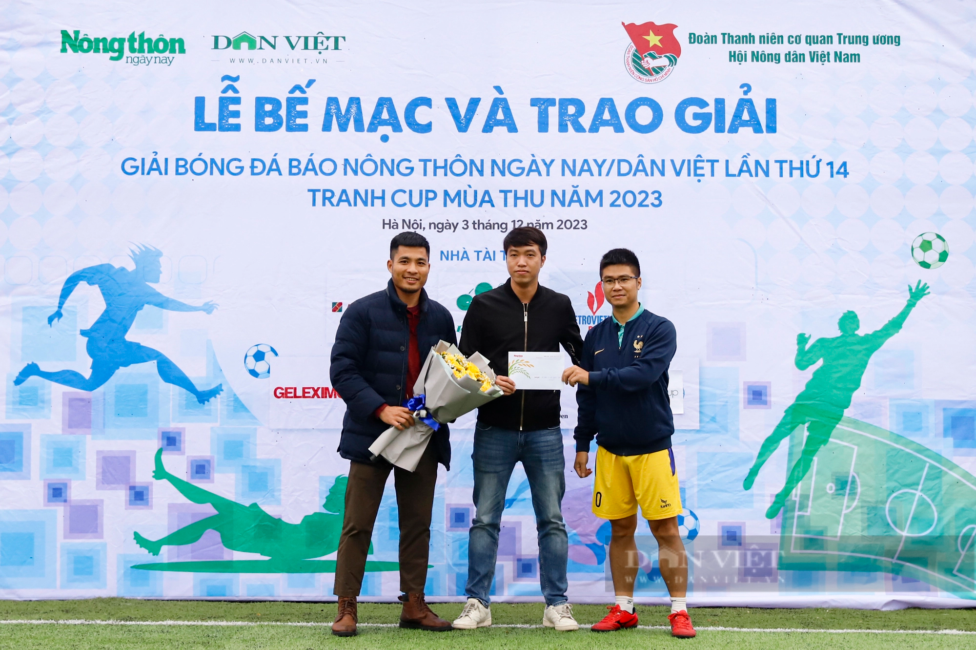 Hình ảnh Lễ bế mạc Giải bóng đá Báo Nông thôn Ngày nay/Dân Việt năm 2023 - Ảnh 8.