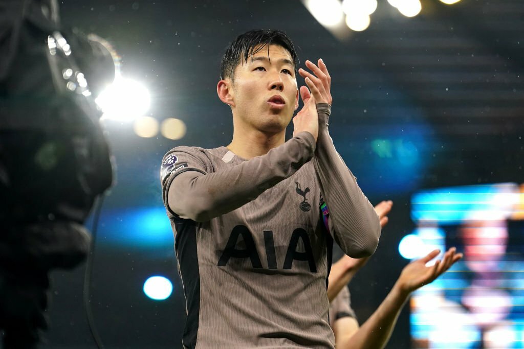 Vừa ghi bàn, vừa phản lưới ở trận gặp Man City; Son Heung-min đi vào lịch sử Premier League - Ảnh 1.