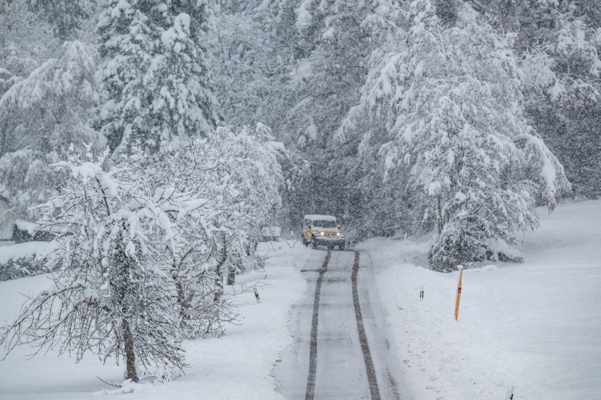 Hình nền Nền Cảnh Mùa đông đầy Tuyết Và Con đường Nền, Hình ảnh Tuyết Miễn  Phí, Tuyết, Những Bức ảnh Background Vector để tải xuống miễn phí - Pngtree