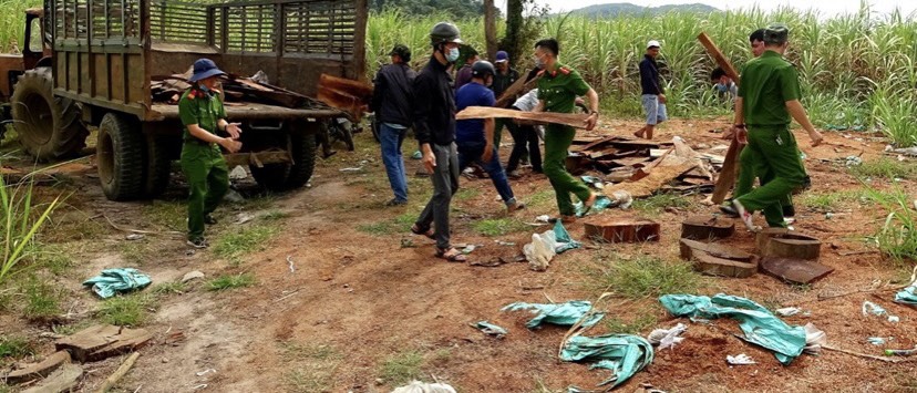 Quyền Trạm trưởng tử vong với 14 vết đạn trên người: Được đánh giá rất năng nổ - Ảnh 1.