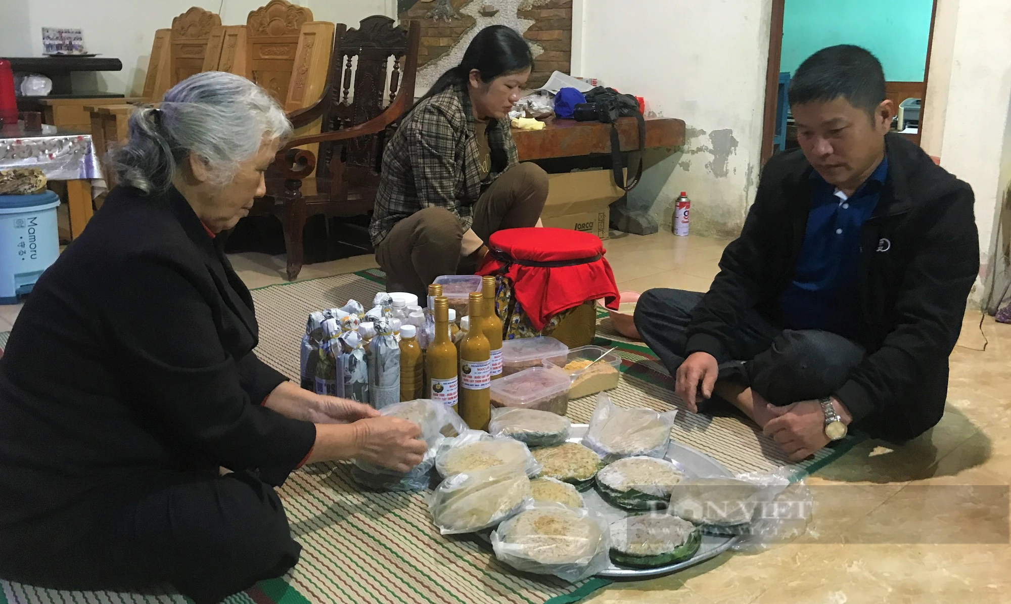 Dân làng này ở Nghệ An dùng loài đặc sản đắt đỏ muối thành thứ nước chấm vừa mở hũ đã thơm lừng - Ảnh 9.