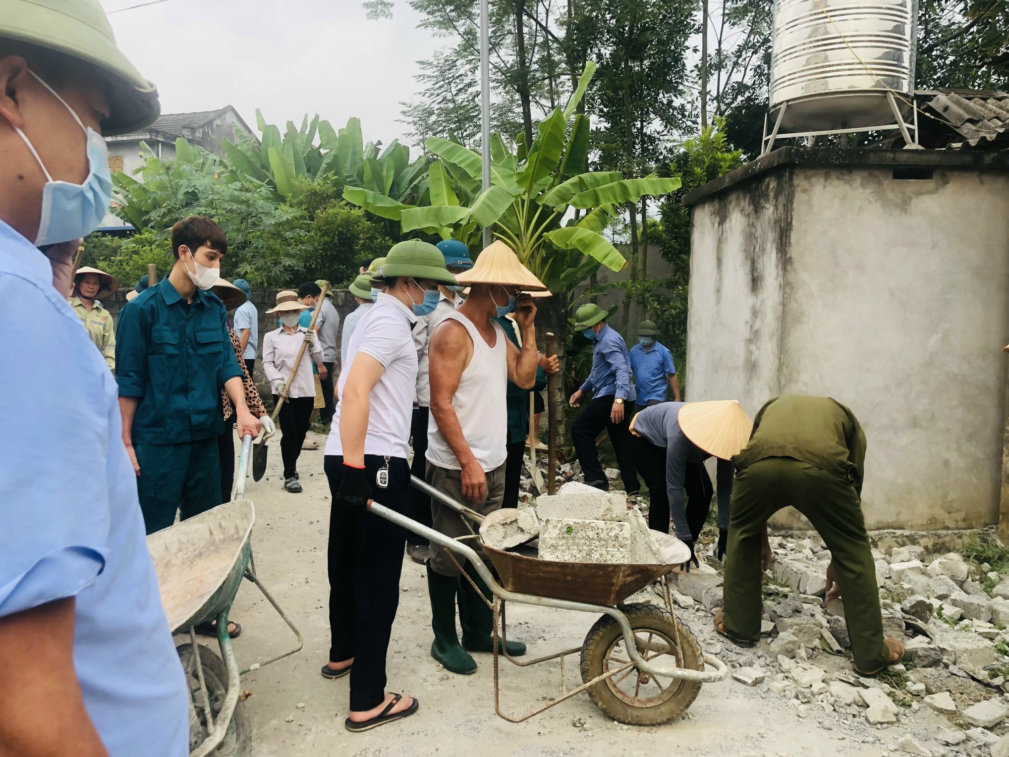 Lan tỏa phong trào “Mở rộng đường 6 mét” trong cán bộ, Hội viên, nông dân huyện Đại Từ (Thái Nguyên) - Ảnh 1.