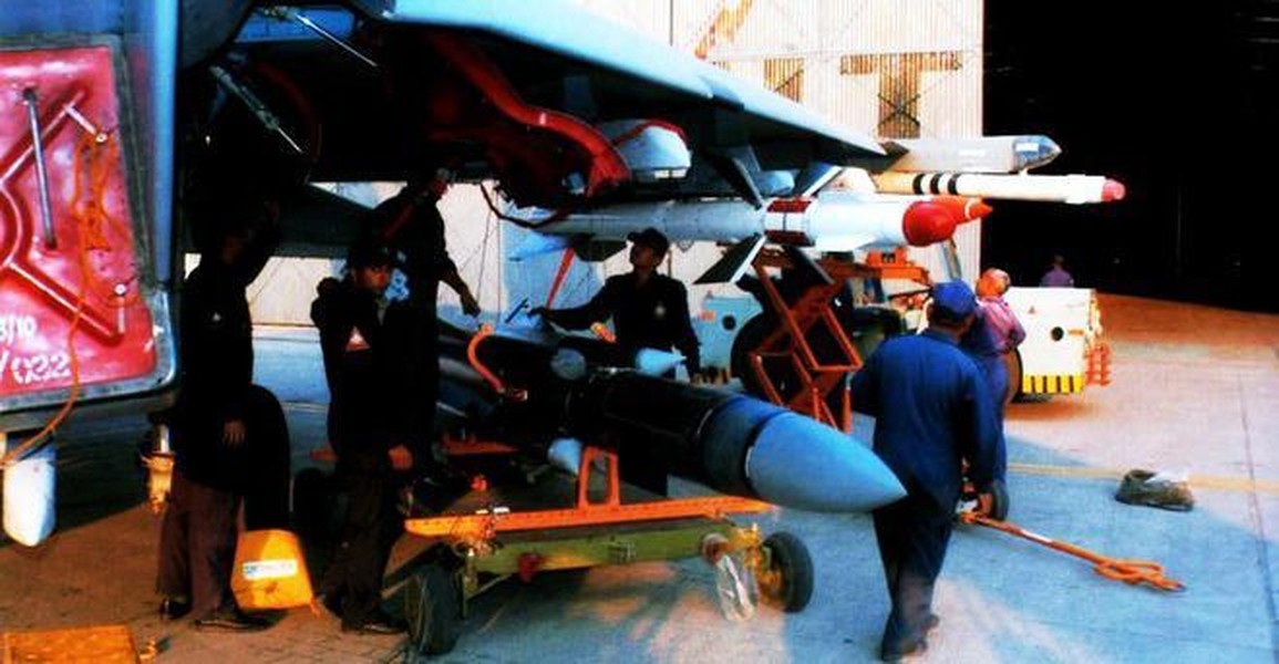 Tên lửa diệt radar Kh-31P - &quot;sứ giả chiến tranh&quot;của không quân Nga - Ảnh 13.