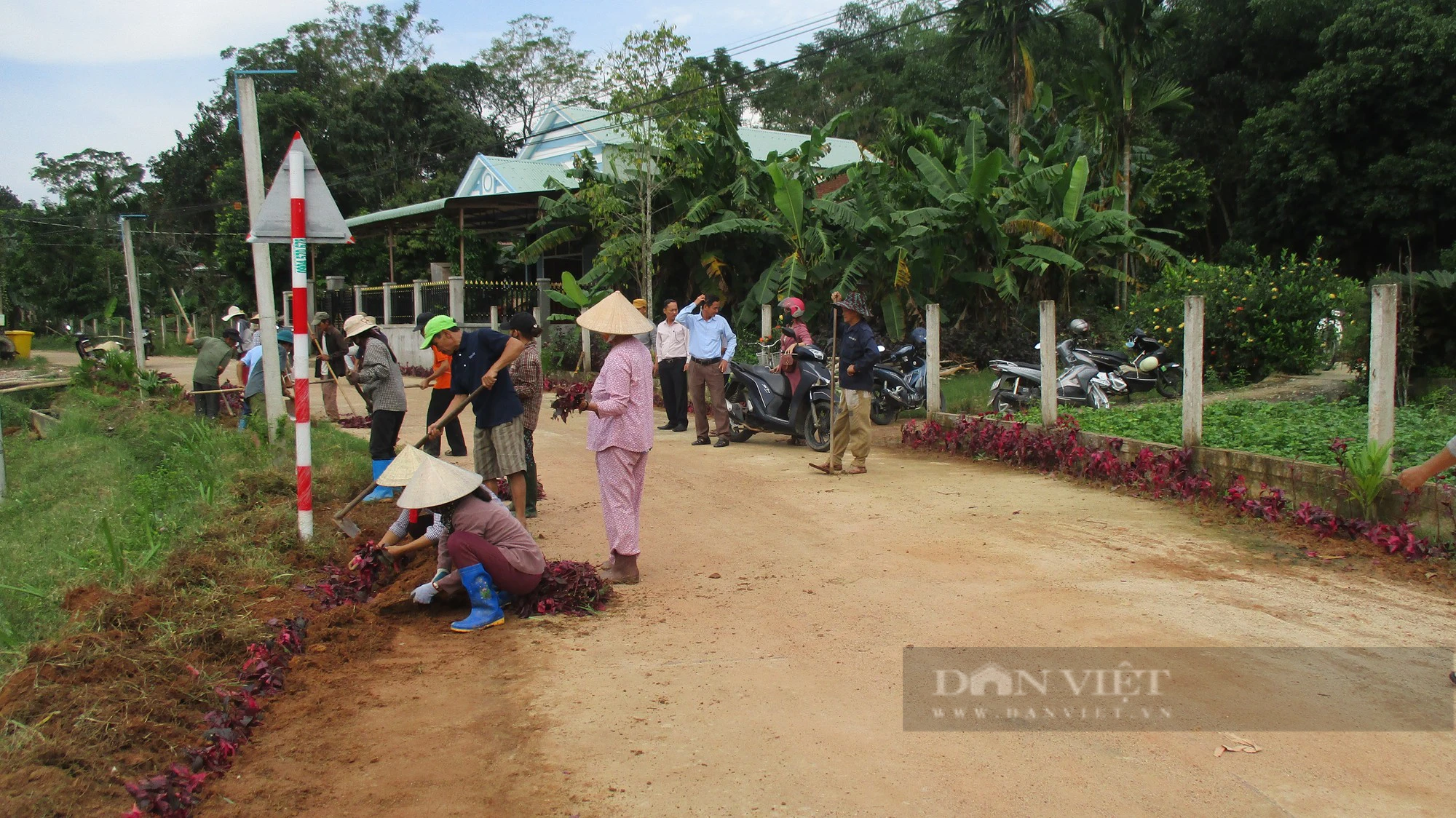 Quảng Nam: Nông Sơn xây dựng nông thôn thành những làng quê đáng sống - Ảnh 3.