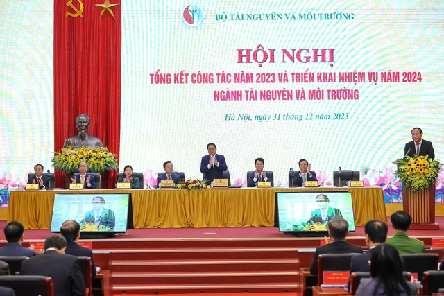 Thủ tướng Chính phủ Phạm Minh Chính dự tổng kết ngành tài nguyên- môi trường 2023 và lưu ý 6 vấn đề trọng tâm - Ảnh 1.
