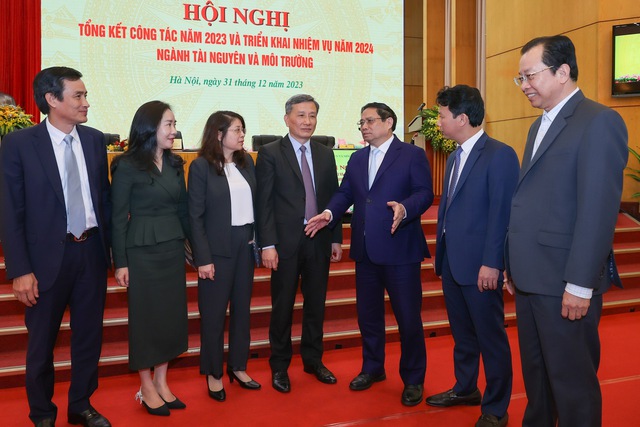 Thủ tướng Chính phủ Phạm Minh Chính dự tổng kết ngành tài nguyên- môi trường 2023 và lưu ý 6 vấn đề trọng tâm - Ảnh 3.