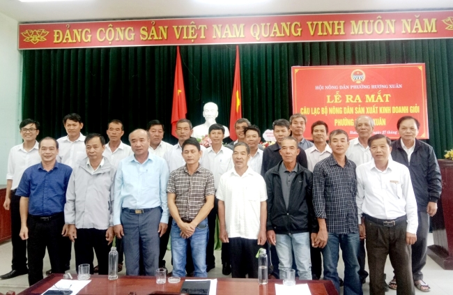 Chủ tịch Hội Nông dân tỉnh Thừa Thiên Huế dự lễ ra mắt Câu lạc bộ Nông dân sản xuất kinh doanh giỏi  - Ảnh 2.