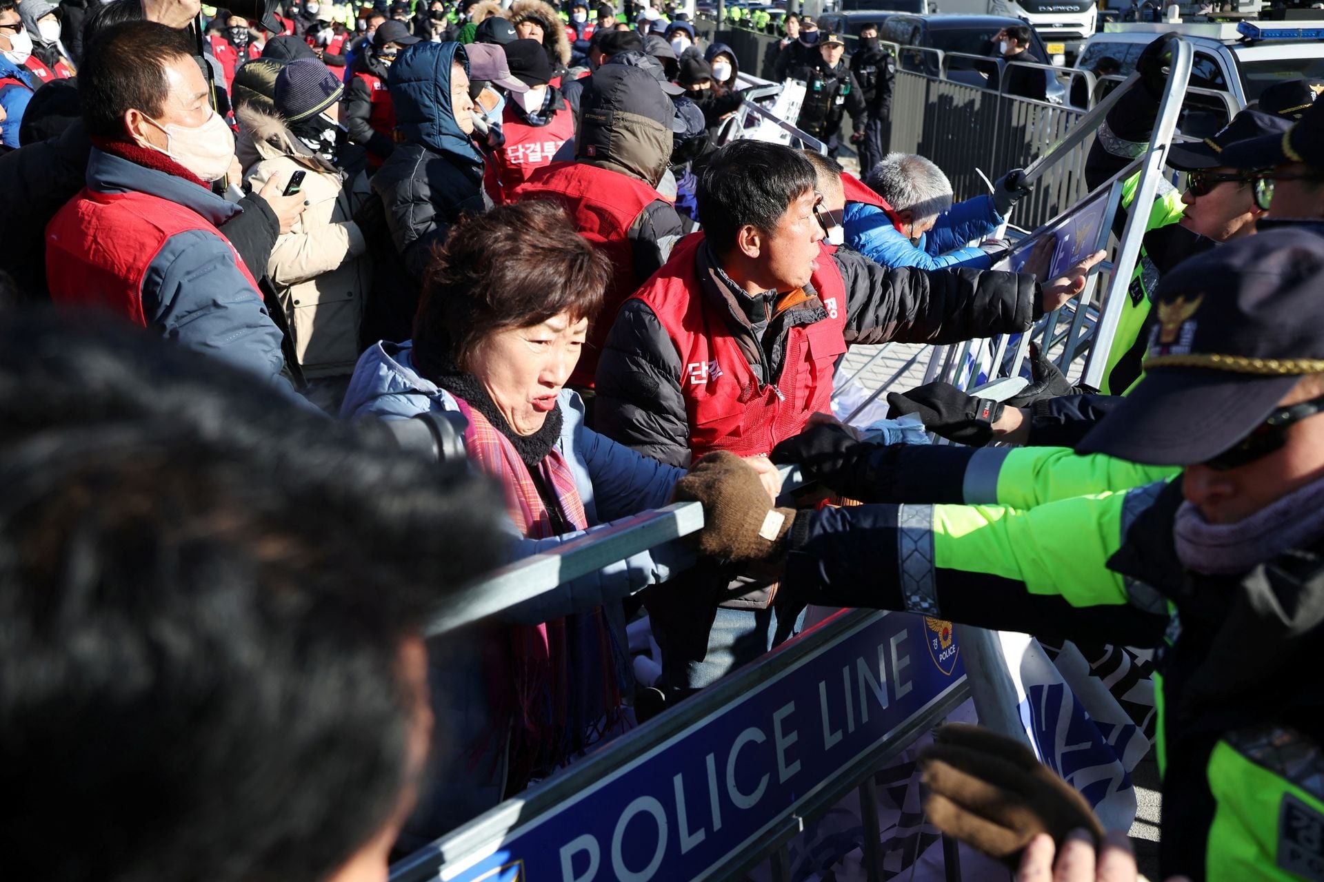 Người Hàn Quốc xuống đường biểu tình, phản đối lệnh cấm ăn thịt chó - Ảnh 6.