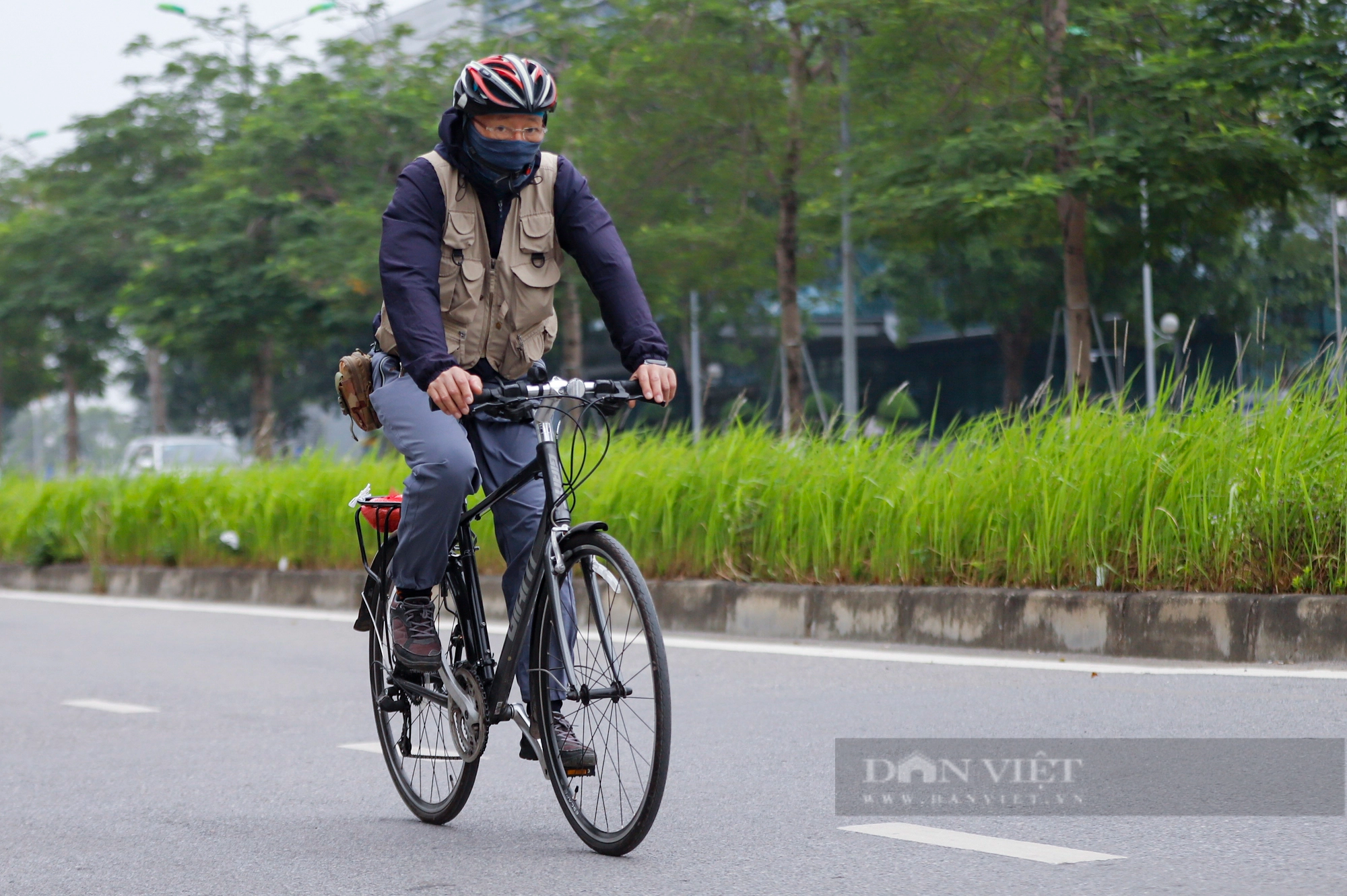 Hiện trạng 2 tuyến đường vừa được Hà Nội đề xuất dành riêng cho xe đạp - Ảnh 10.