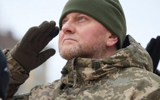 Tổng tư lệnh Ukraine quay xe ở phút thứ 89 trước sự ngỡ ngàng của giới quân sự Mỹ