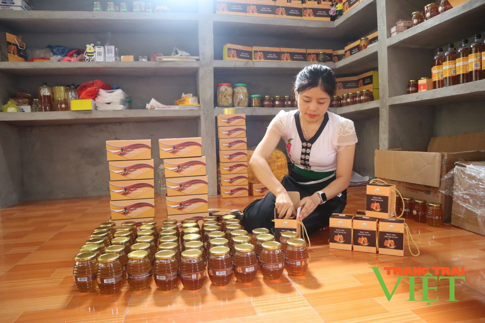 Lai Châu: Sản phẩm OCOP 3 sao mật ong Thanh Xuân thơm ngon nức tiếng - Ảnh 4.