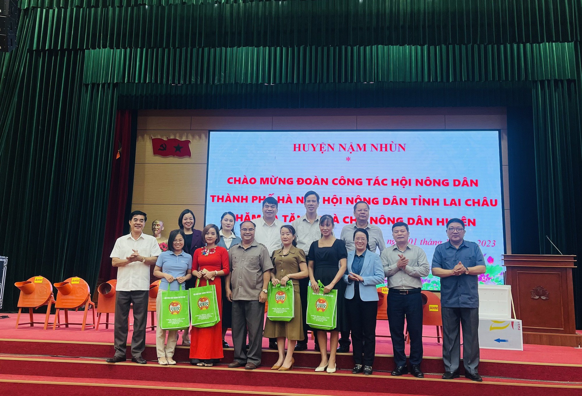 Hội Nông dân TP Hà Nội tổ chức đoàn cán bộ đi học tập, trao đổi kinh nghiệm tại Điện Biên, Lai Châu - Ảnh 3.
