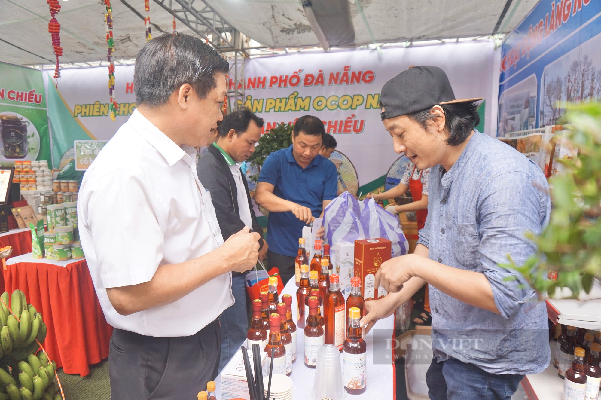 Đà Nẵng: Hàng chục gian hàng tham gia Phiên chợ nông sản và sản phẩm OCOP năm 2023 - Ảnh 7.