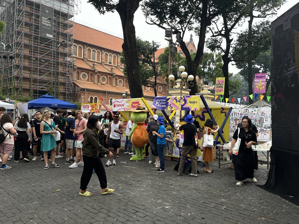 Tưng bừng lễ hội nghệ thuật đường phố dành cho giới trẻ tại Bưu điện trung tâm Sài Gòn - Ảnh 2.