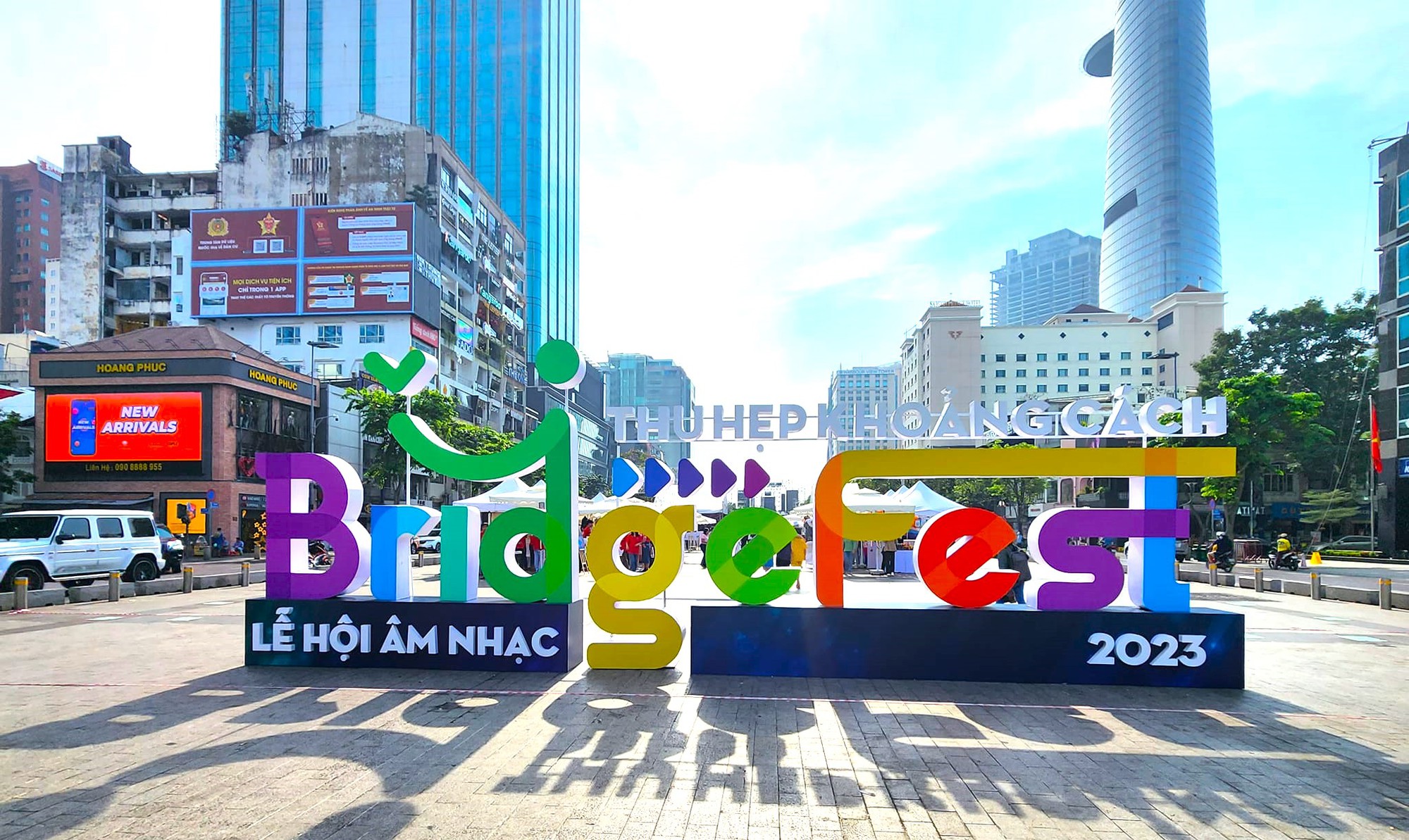 Lễ hội âm nhạc đa sắc màu BridgeFest tôn vinh sự đa dạng - Ảnh 1.