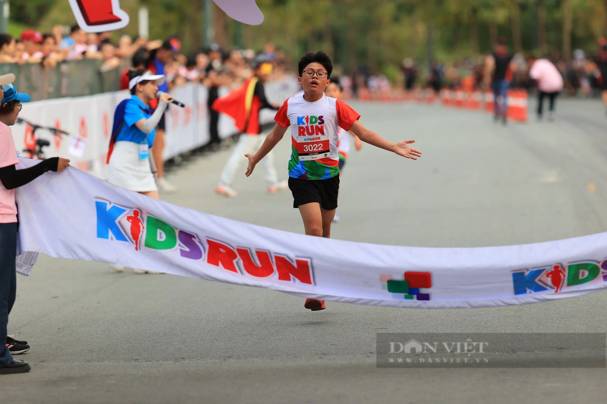 Hơn 1.000 vận động viên nhí tham gia giải chạy Kids Run - Ảnh 3.