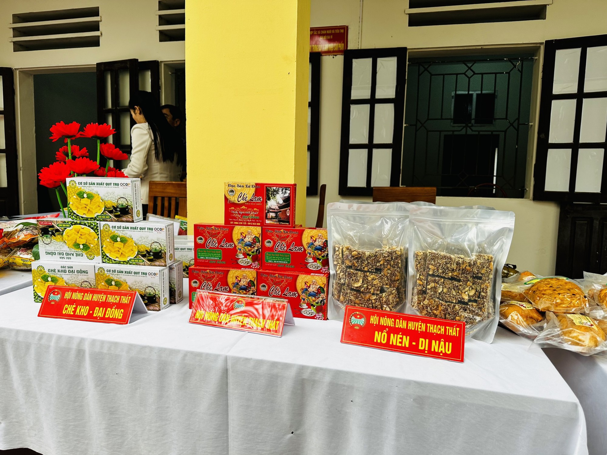Hội Nông dân Hà Nội tổ chức phiên giao dịch giới thiệu, quảng bá, tiêu thụ nông sản năm 2023 tại Ba Vì - Ảnh 3.